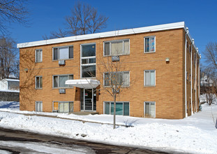 581 Hatch Ave in St. Paul, MN - Building Photo - Building Photo