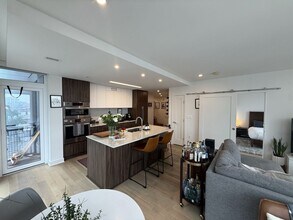 37 L St SE in Washington, DC - Building Photo - Building Photo