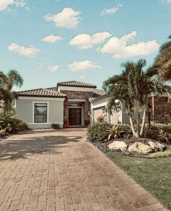 13208 Malachite Dr in Bradenton, FL - Building Photo