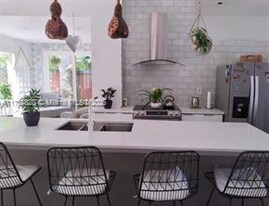 266 NE 117th St in Miami, FL - Building Photo