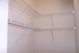 400 Mills Ave, Unit 210 in Greenville, SC - Building Photo - Building Photo