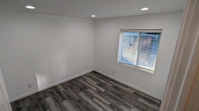 655 W Beverly Dr in Oxnard, CA - Building Photo - Building Photo