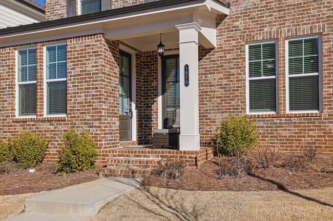 1070 Poppy Pointe in Alpharetta, GA - Foto de edificio - Building Photo