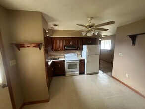 7349 Waldman Ave in Sparrows Point, MD - Building Photo - Building Photo