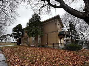 1326 Madison St in Syracuse, NY - Building Photo - Building Photo