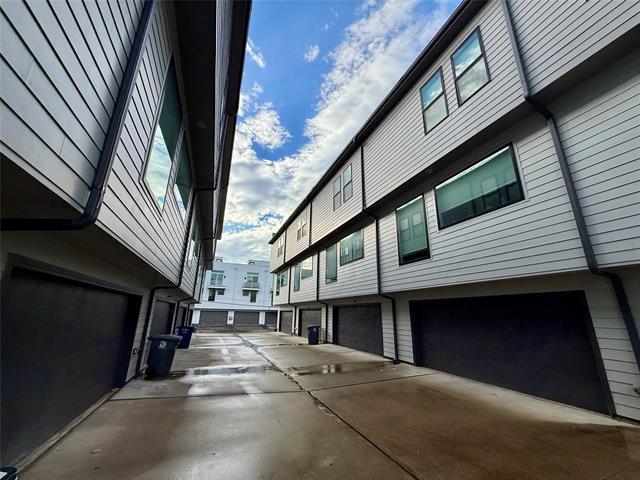 property at 4211 Delano Pl