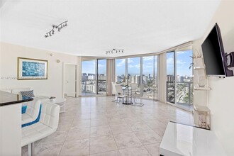 16699 Collins Ave, Unit 2301 in Sunny Isles Beach, FL - Building Photo - Building Photo