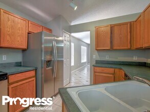 13720 Meadowpark Ave in Orlando, FL - Building Photo - Building Photo