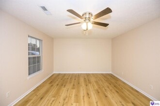 130 Skyline Dr in Radcliff, KY - Building Photo - Building Photo