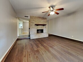1810 Hemlock Dr in Garland, TX - Building Photo - Building Photo