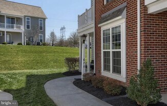 670 Whitetail Dr in Hummelstown, PA - Building Photo