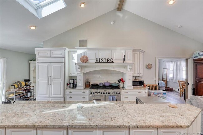 property at 100 Taunton Hill Rd