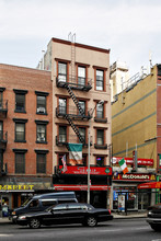 733 Ninth Ave in New York, NY - Building Photo - Building Photo