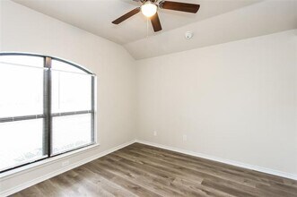 9214 Chimneywood Dr in Rowlett, TX - Building Photo - Building Photo
