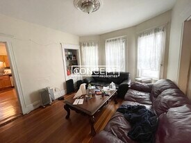 65 Hillside St in Boston, MA - Building Photo