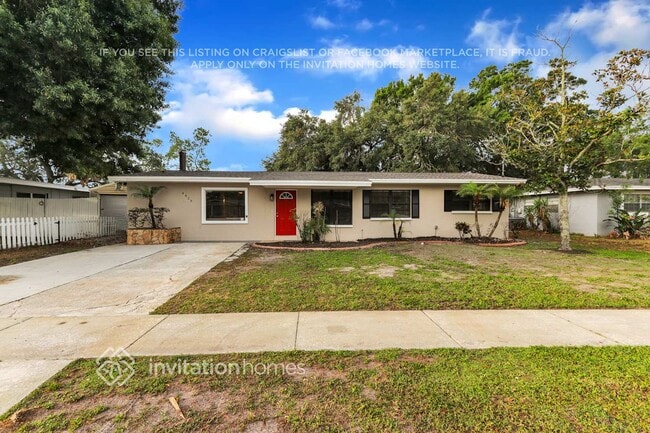 property at 4426 W Iowa Ave
