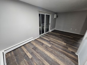 13540 Superior Rd in East Cleveland, OH - Foto de edificio - Building Photo