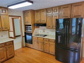 3798 Lee Ridge Way SW in Lilburn, GA - Building Photo - Building Photo