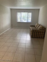 1470 Green Valley Cir in Naples, FL - Building Photo - Building Photo