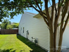 5075 Meanna Drive in Clover, SC - Building Photo - Building Photo