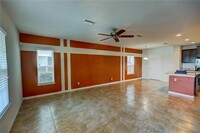 4836 Chatterton Way in Riverview, FL - Foto de edificio - Building Photo