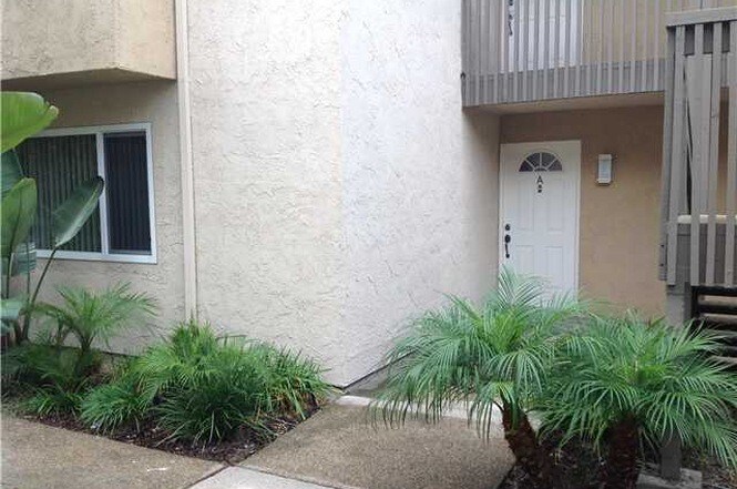 8509 Villa La Jolla Dr in San Diego, CA - Building Photo