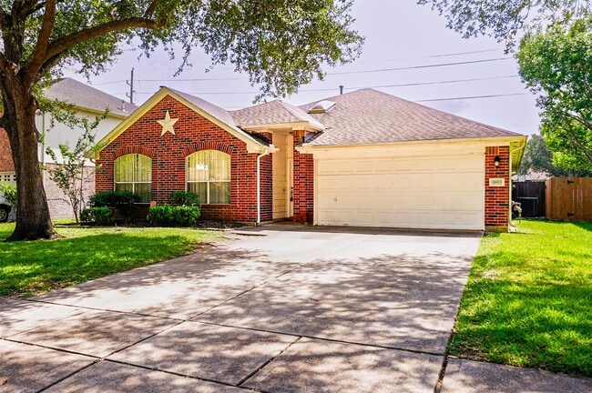 16915 Pheasant Ridge Dr in Sugar Land, TX - Building Photo - Building Photo