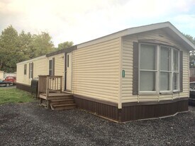 14-42 Jane St in Stroudsburg, PA - Building Photo