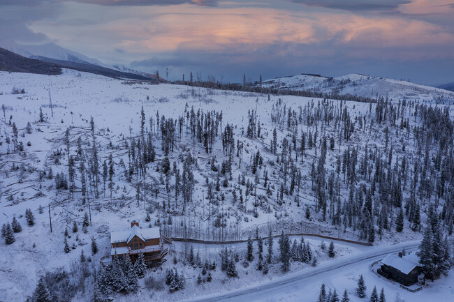 6493 Barton Rd in Breckenridge, CO - Building Photo - Building Photo