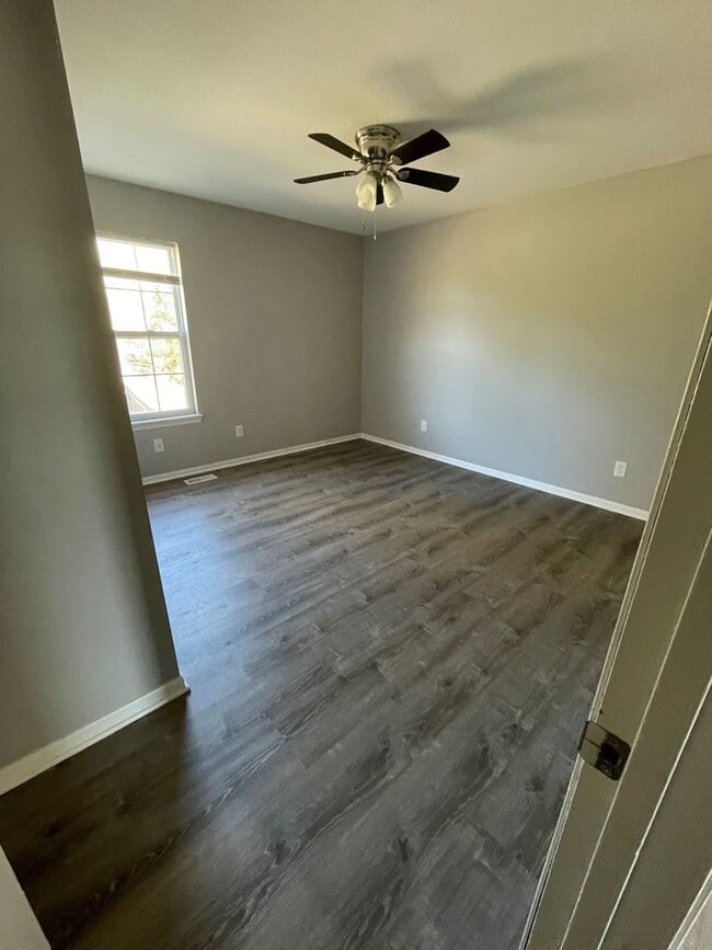 property at 655-657-657 Country Squire Ct