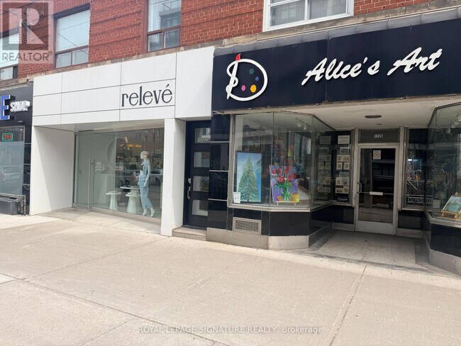 1727a Bayview Ave in Toronto, ON - Building Photo - Building Photo