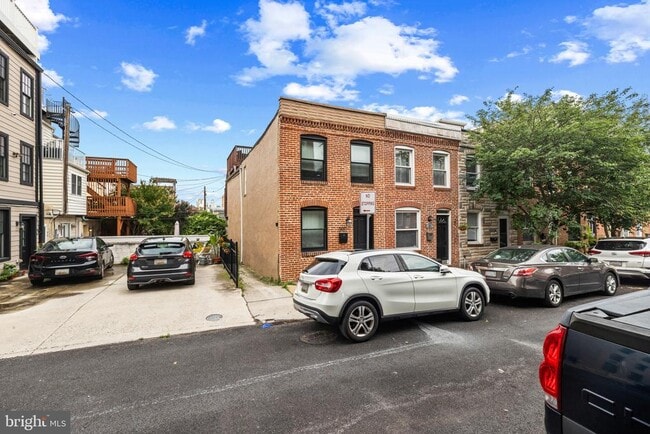 property at 601 S Rose St
