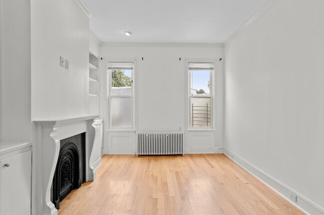 103 Sanford Pl-Unit -2 in Jersey City, NJ - Building Photo - Building Photo