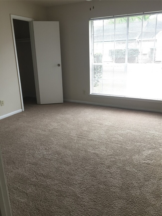 1128 Lyric Ln in Pasadena, TX - Building Photo - Building Photo