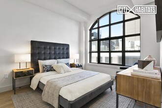 41-21 28th St-Unit -10J in Queens, NY - Building Photo - Building Photo