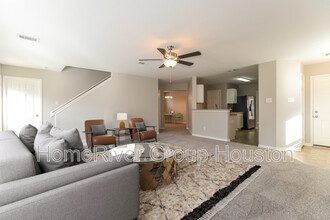 11023 Vanilla Cir in Houston, TX - Building Photo - Building Photo