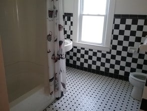 931 Westcott St in Syracuse, NY - Building Photo - Building Photo