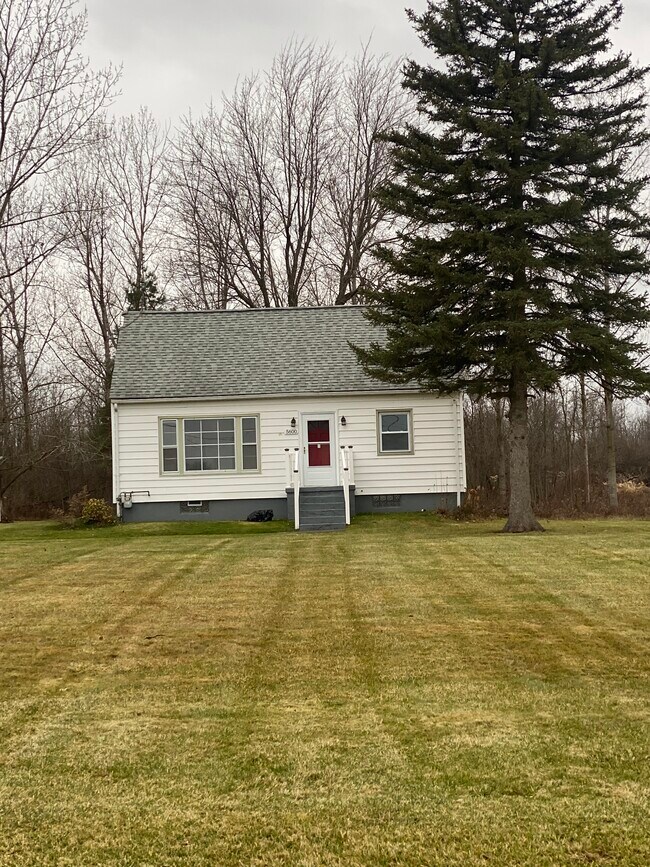 5600 Davison Rd Rentals in Clarence, NY