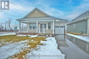 3 Beachwalk Cres in Fort Erie, ON - Building Photo