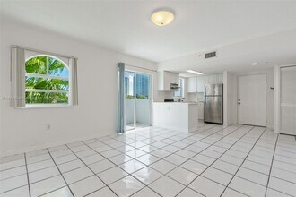 3052 SW 27th Ave in Miami, FL - Building Photo - Building Photo