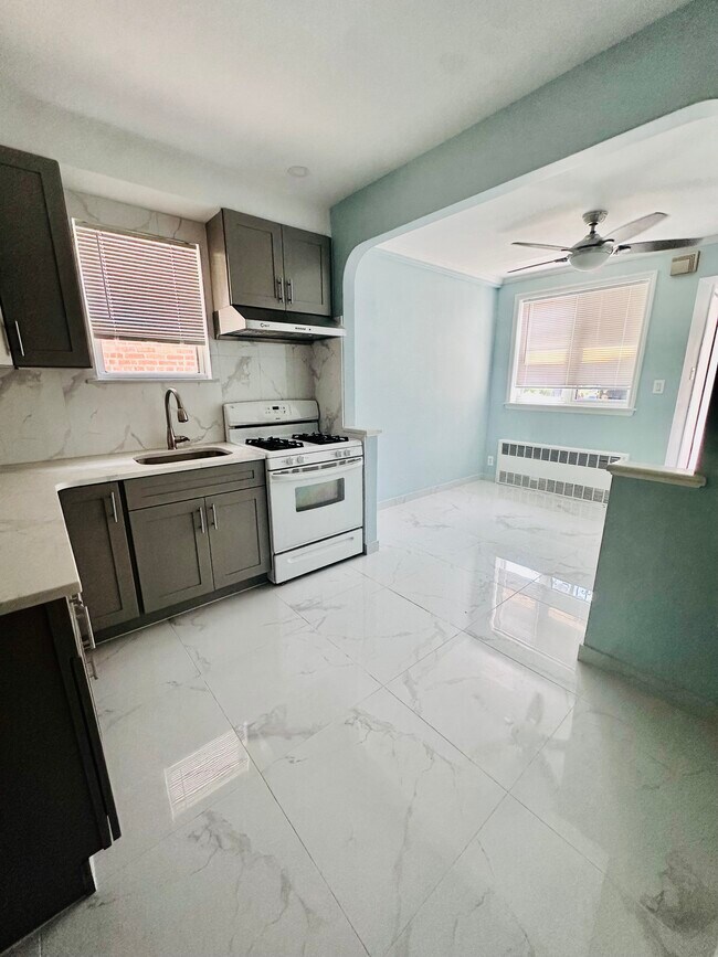 1829 Coleman St in Brooklyn, NY - Building Photo - Building Photo