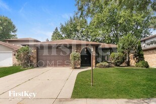 18428 Lange St in Lansing, IL - Building Photo