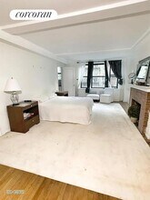 225 E 73rd St in New York, NY - Building Photo - Building Photo