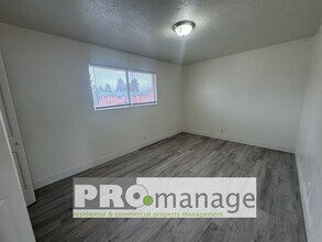 1739 Grandview Dr in Idaho Falls, ID - Building Photo - Building Photo