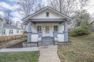 1148 Baker Ave in Knoxville, TN - Building Photo