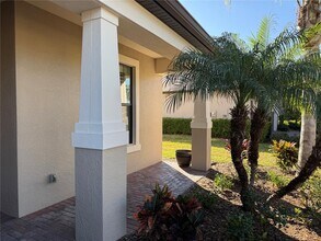 2599 Marton Oak Blvd in North Port, FL - Building Photo - Building Photo