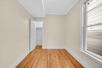 4437 N Drake Ave in Chicago, IL - Building Photo - Building Photo