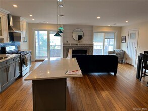 100 Lindell Blvd in Long Beach, NY - Building Photo - Building Photo