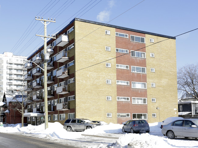 Cartier Apartments in Ottawa, ON - Building Photo - Building Photo