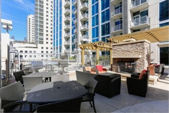 415 S Mint St in Charlotte, NC - Building Photo - Building Photo